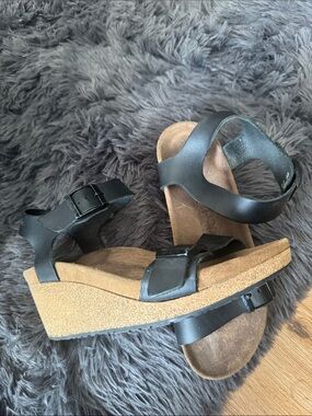 Papillio Black Leather Wedge Sandals with Buckle Straps. Sz 38